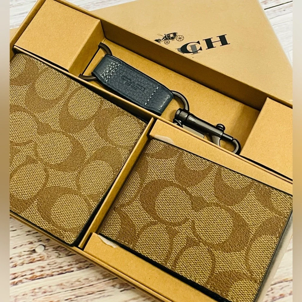 NWT Coach Boxed 3 In 1 Wallet Gift Set In Colorblock Signature Canvas